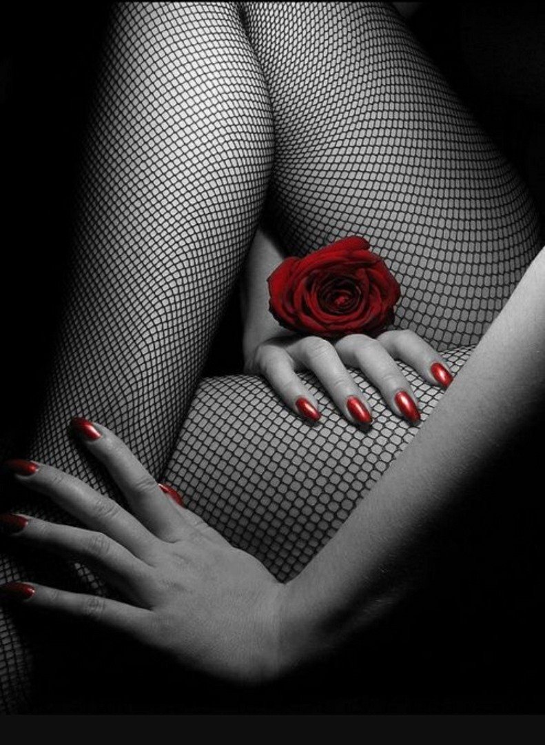 Black rose girl
