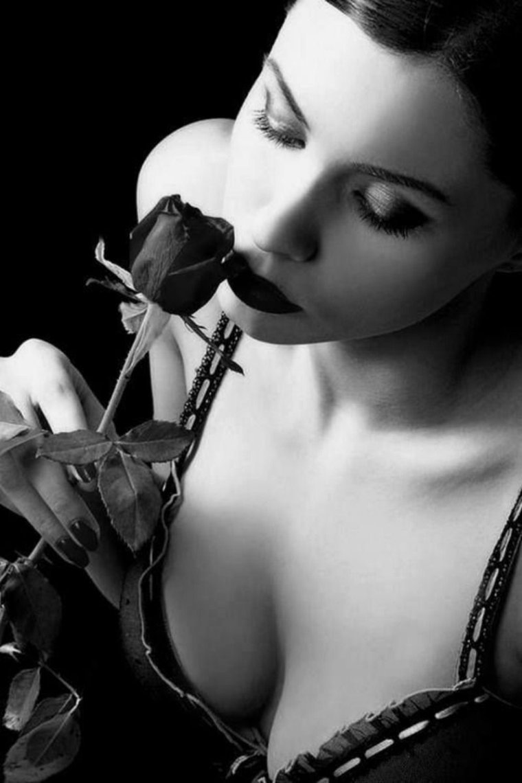 Girl and beautiful roses