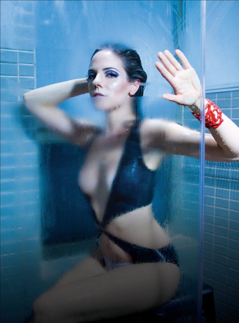 Anna Silk is hot