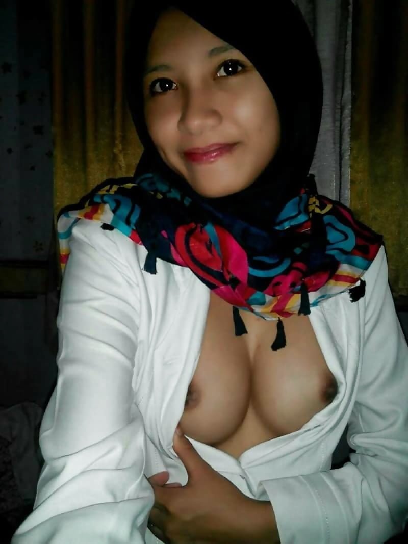 Indonesia hijab matches ero