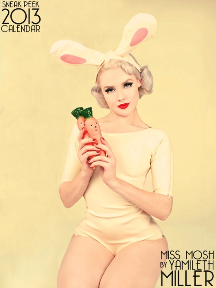Hana Bunny cosplayer