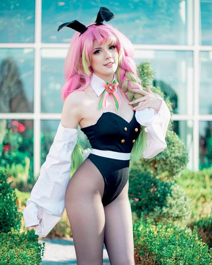 Liz Katz cosplay