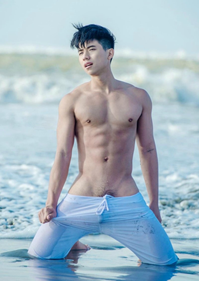 Naked korean man - 73 photo