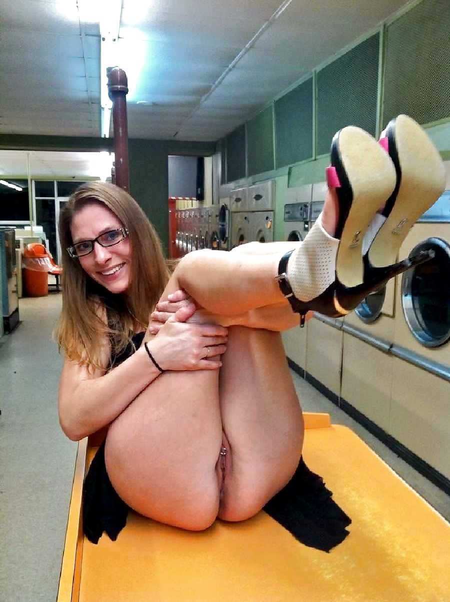 Alice show your boobs