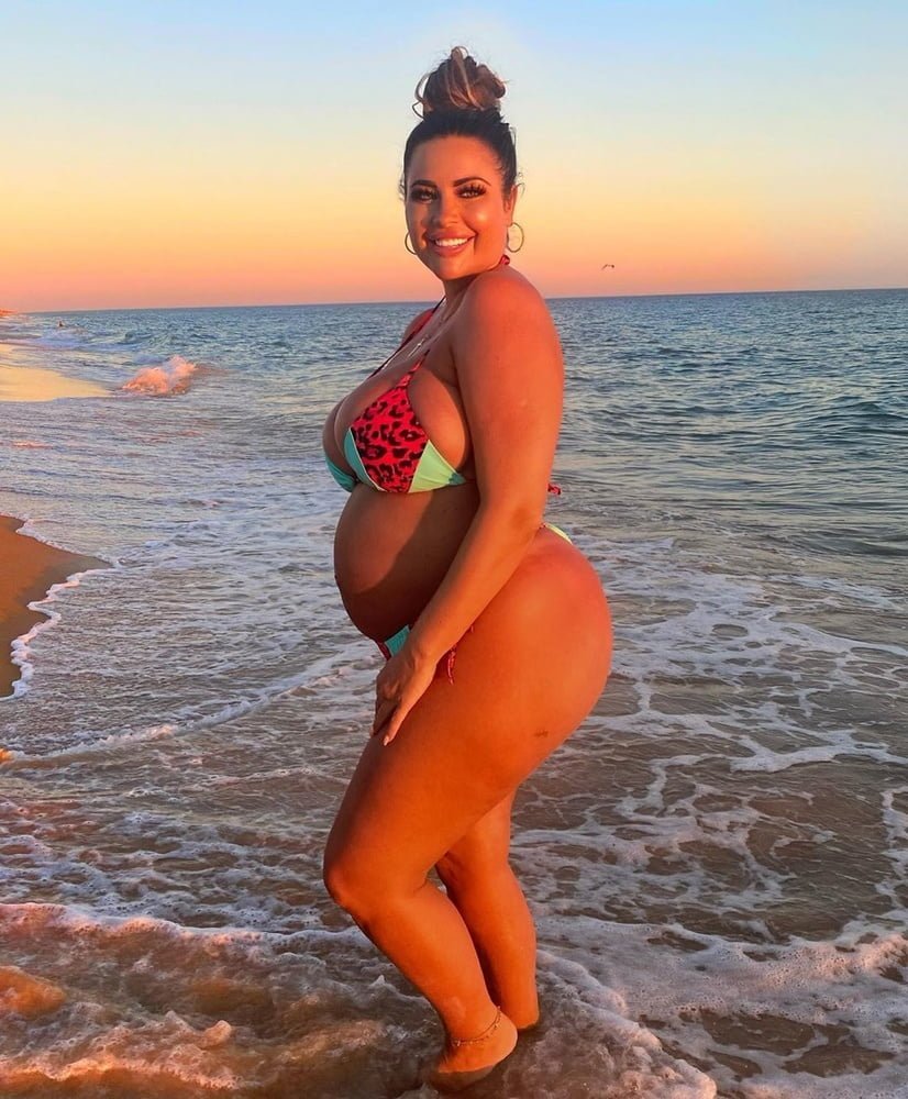 Millie Hannah +18