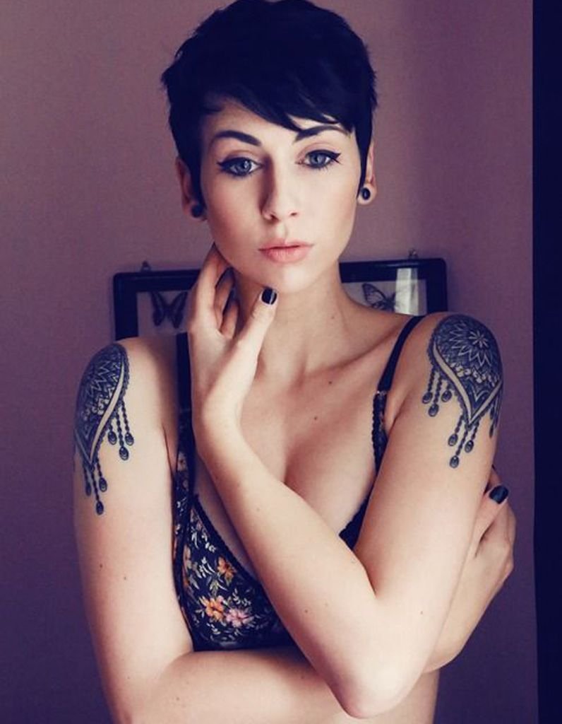Eve Lorman haircuts