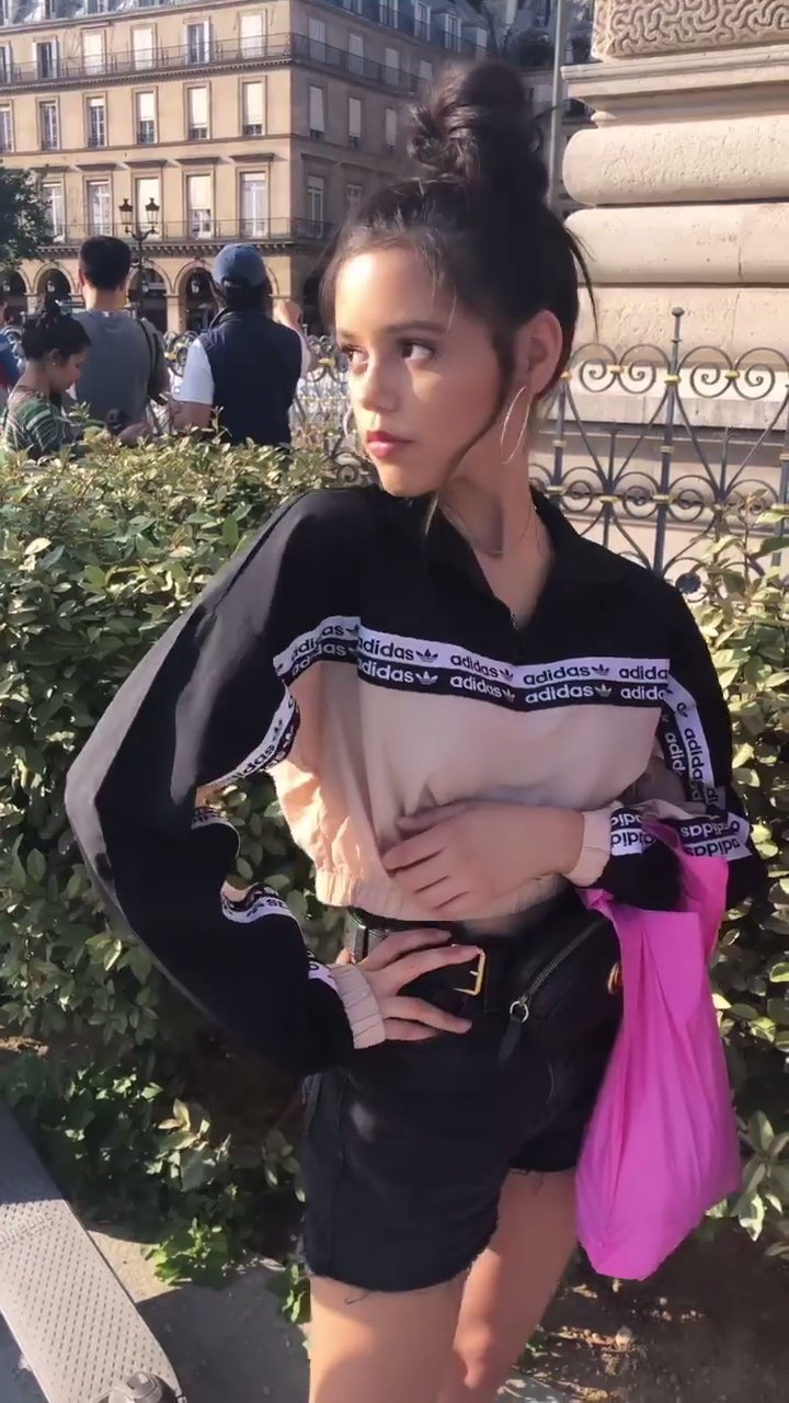 Jenna Ortega Wadzdey