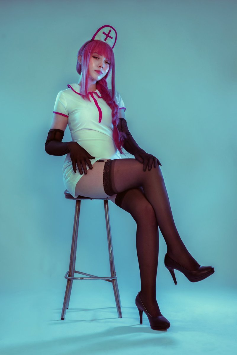 Makima Chainsaw Cosplay