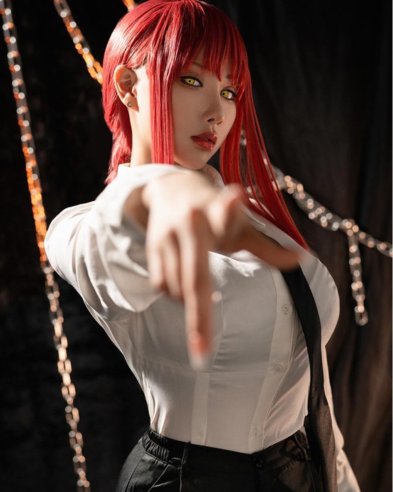 Makima Chainsaw Cosplay