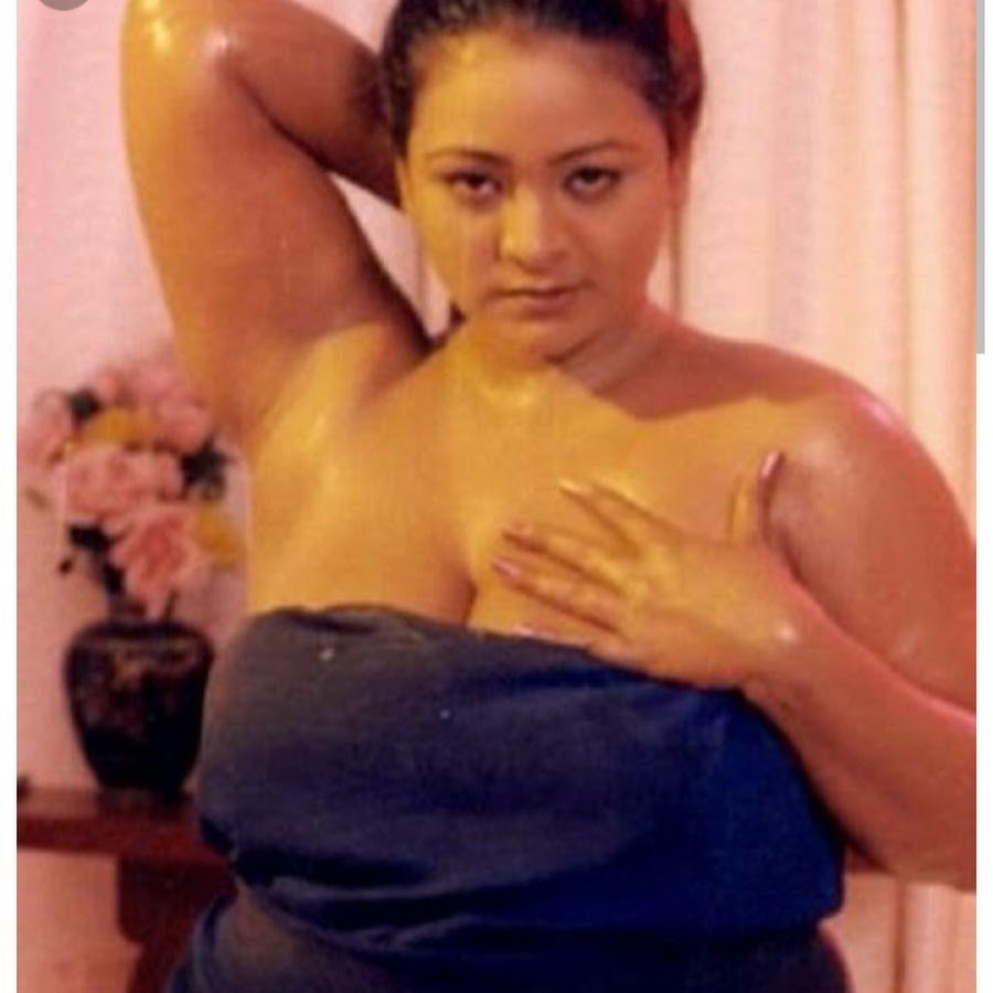Shakela Hot