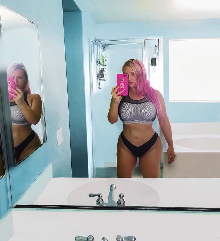 Taiy Christian Big Ass