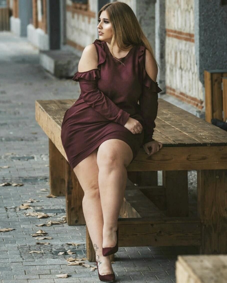 Natalia Lausano Model Plus Saiz