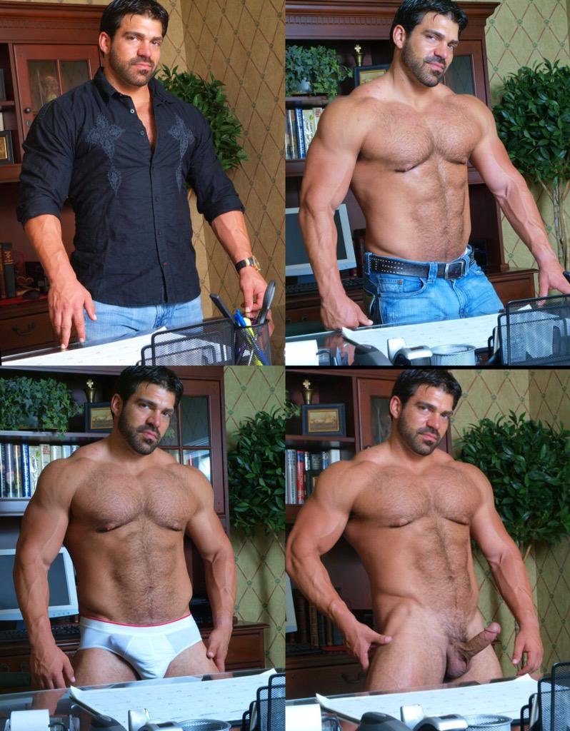 Naked Vincent Azzopardi