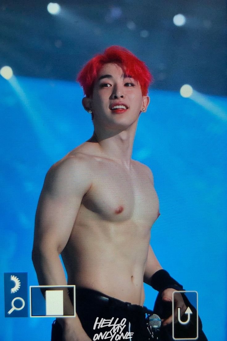 Wonho without T -shirt 2020
