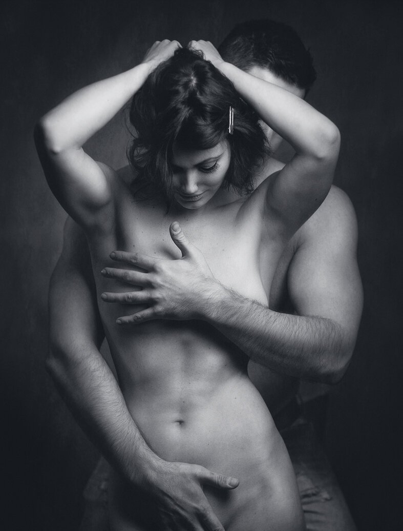 Erotic photo shoot of the couple
