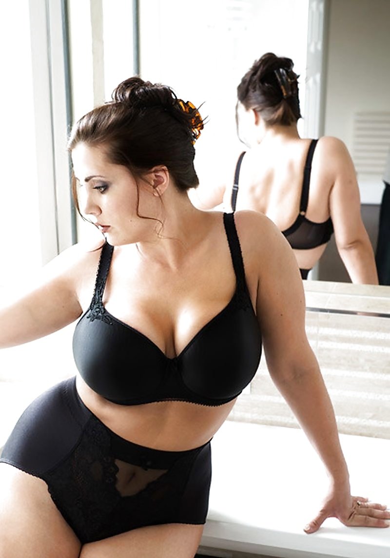 Alex Storm plus saz brunette