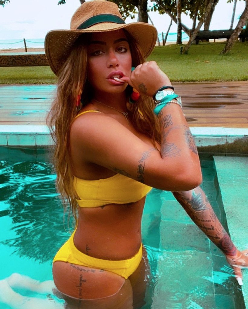 Neymar wife - 67 photo