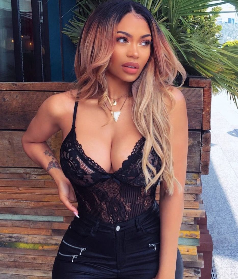 Nini divine porn actress face
