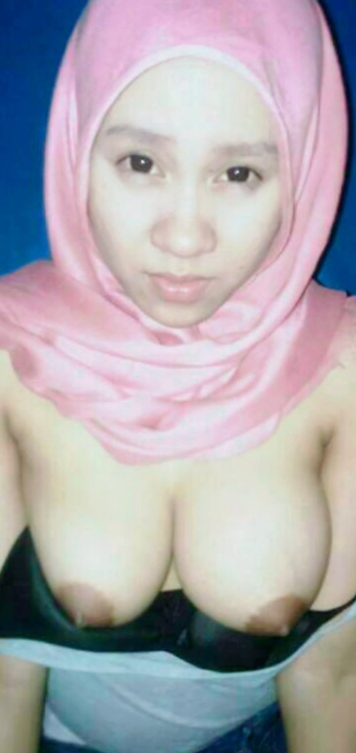 Jilbab Bokong Montok