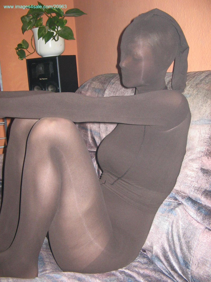 ENCASEMENT Pantyhose