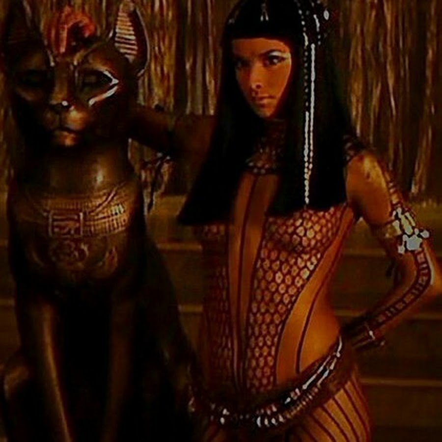Anxunamun and Nefertiti