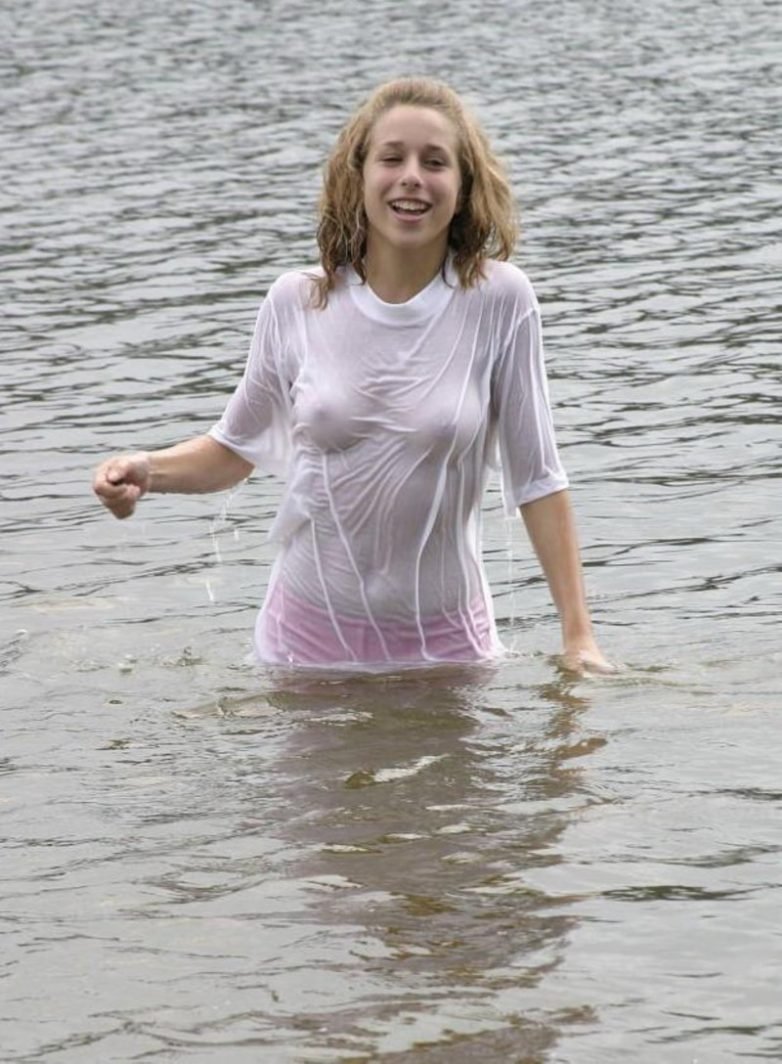 Charlie Etwell Wet T -shirts Tits