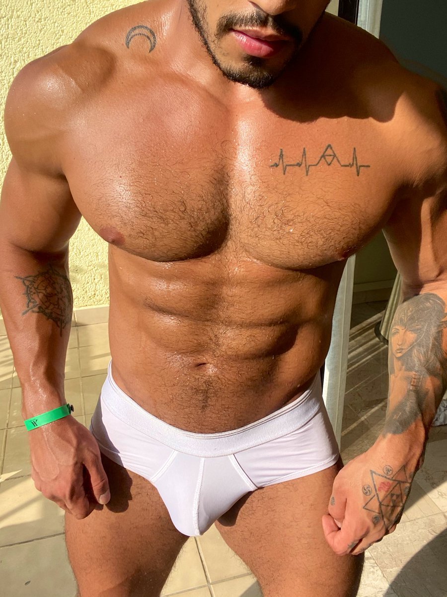 Alejo Ospina Model Bio