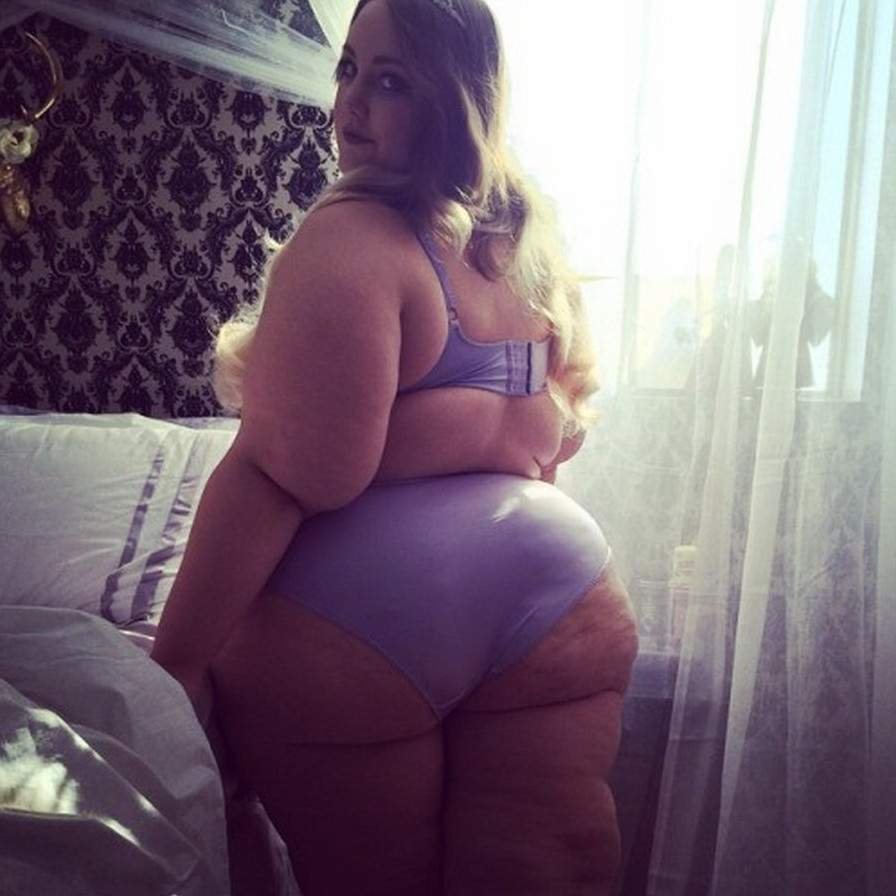 Large fat girls naked