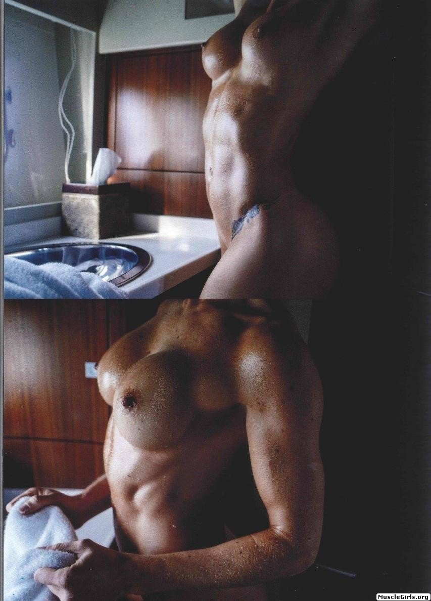 Caroline de Campos naked
