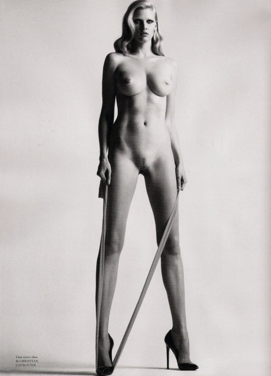 Lara Stone photo shoot nude