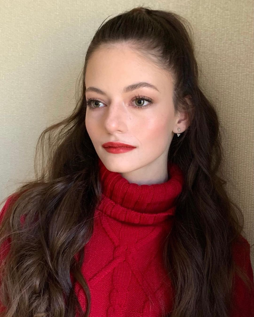 Mackenzie foy - 69 photo