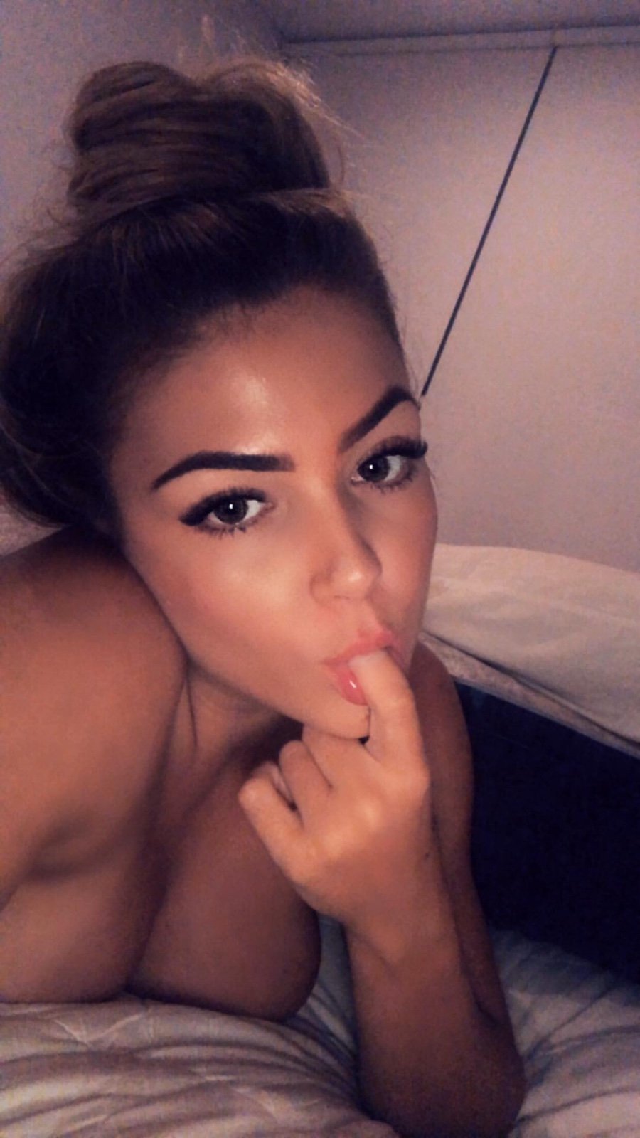 Booty Selfie