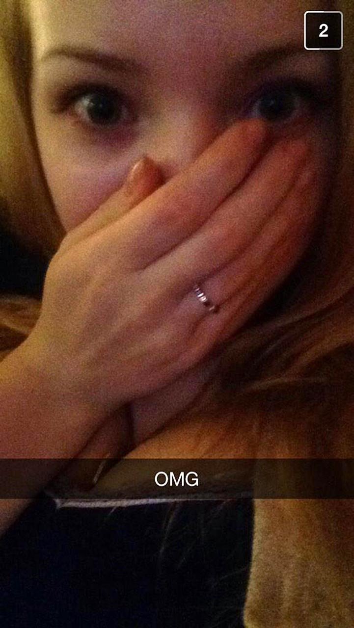 Giving Cameron Cums a close -up photo