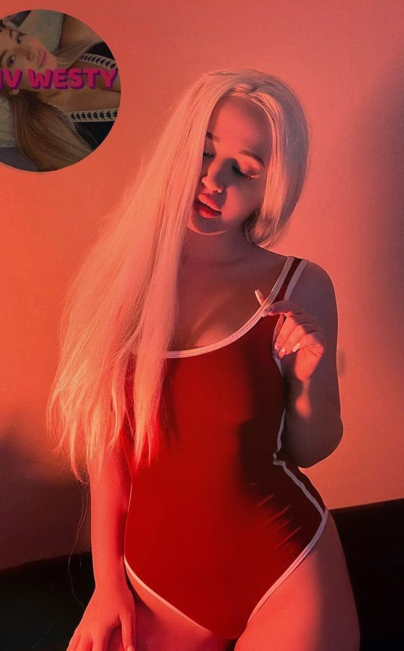 Polina Sorabi Twich