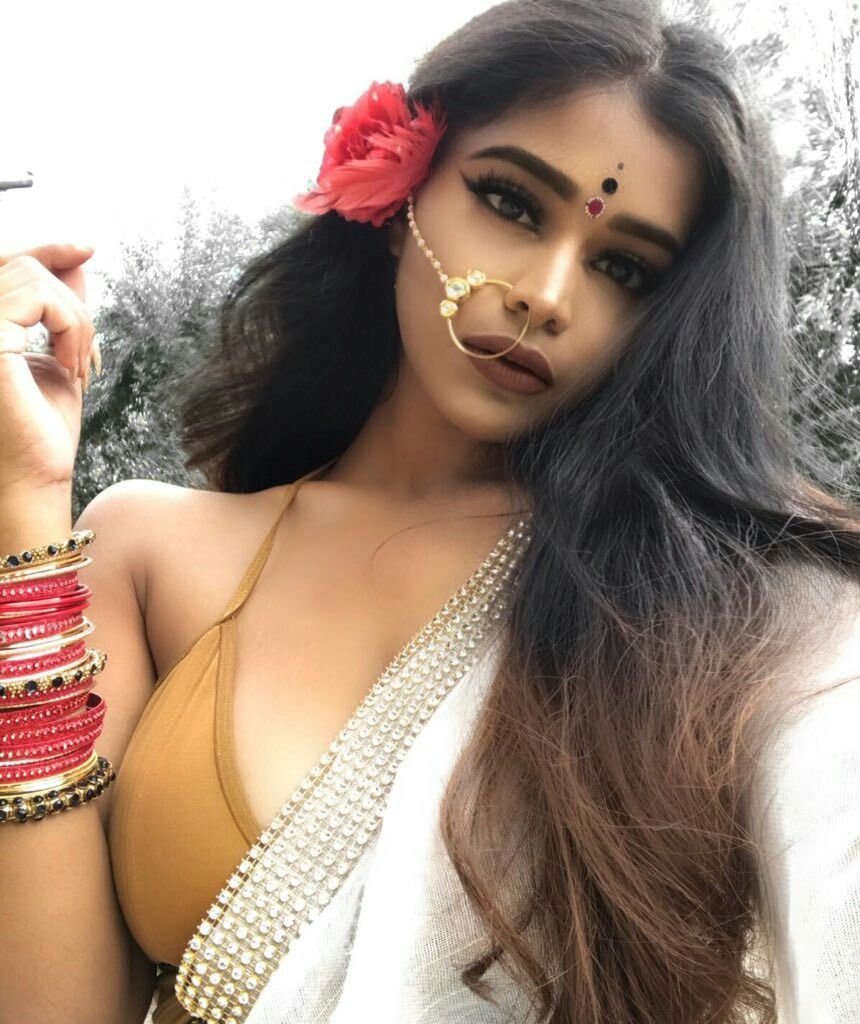 Sana Khan Grud