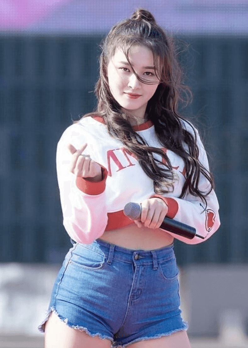 Nancy Momoland Clips