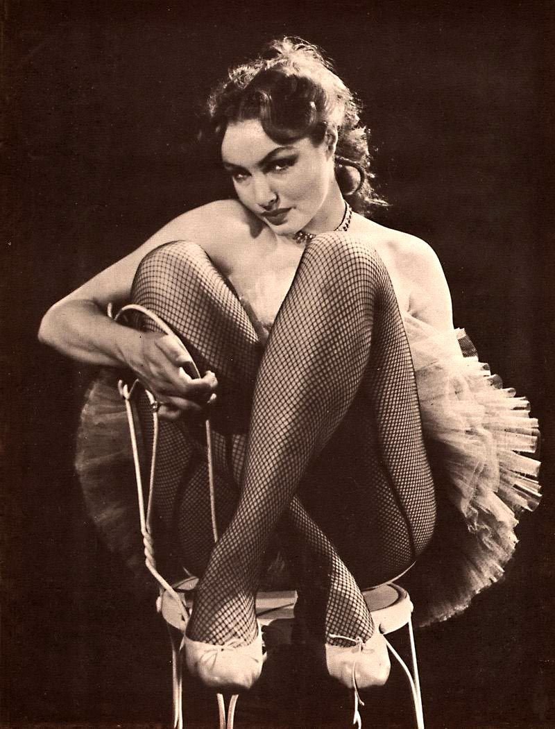 Actress Julie Newmar photo