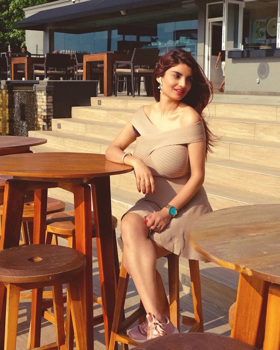 Anveshi Jain Hot