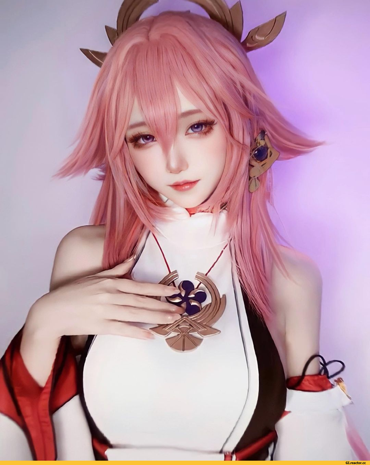 Yae miko cosplay boobs - 56 photo