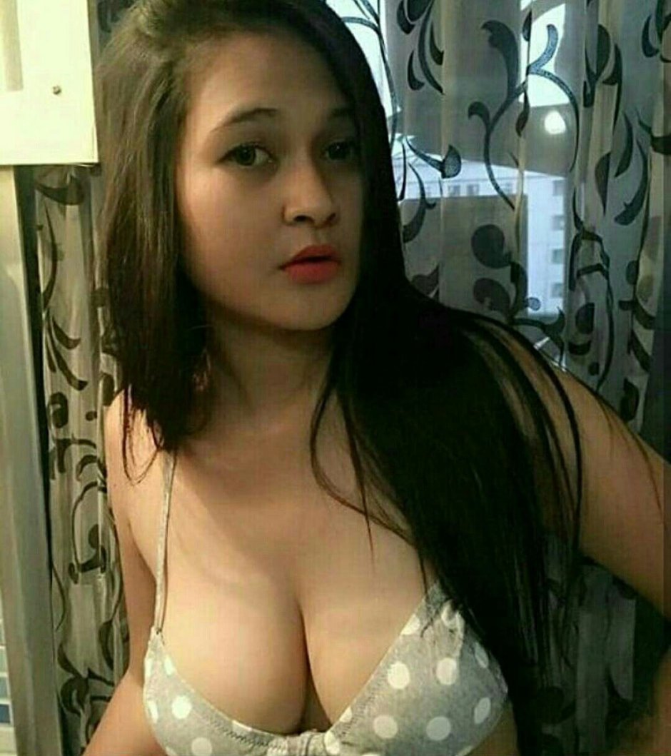 Naked boobs of Muslims