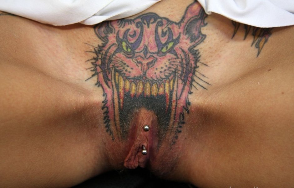 Tattoo on female genitals
