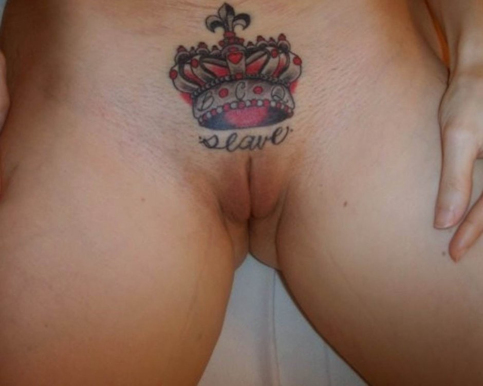 Erotic pubic tattoo