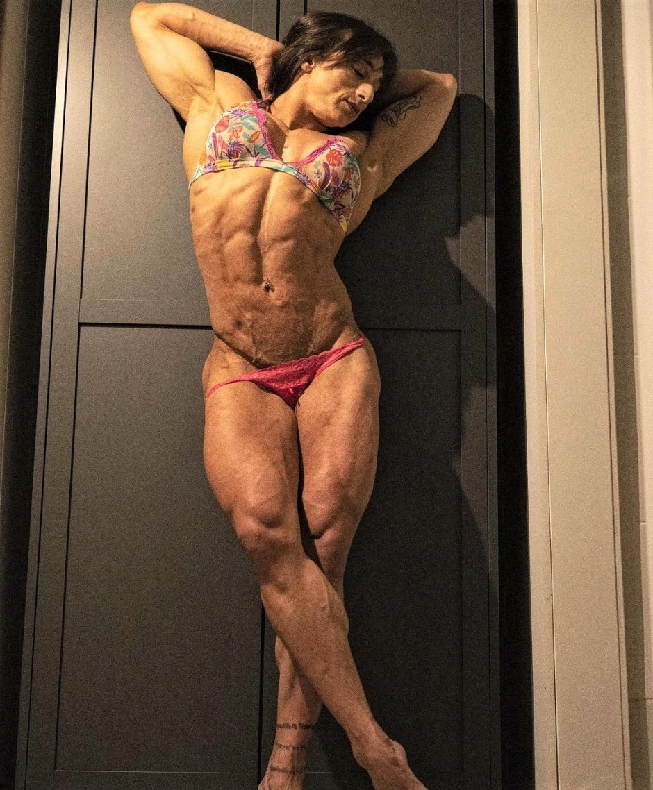 Romi Rhine Anal in the gym
