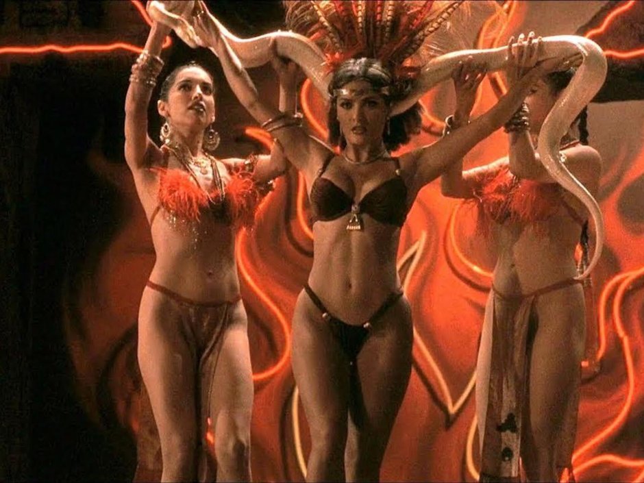 Salma Hayek vampire