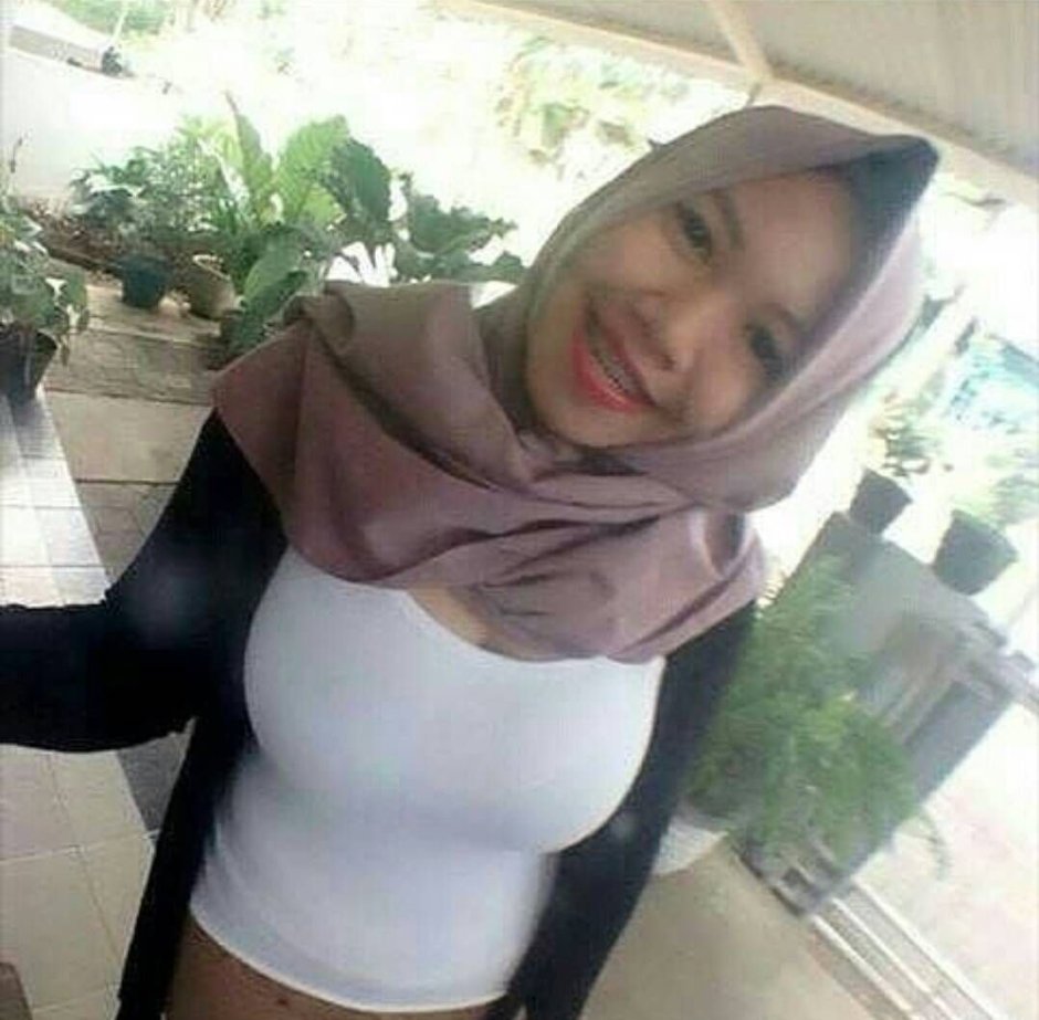 Ibu Menyusui Pamer Toket