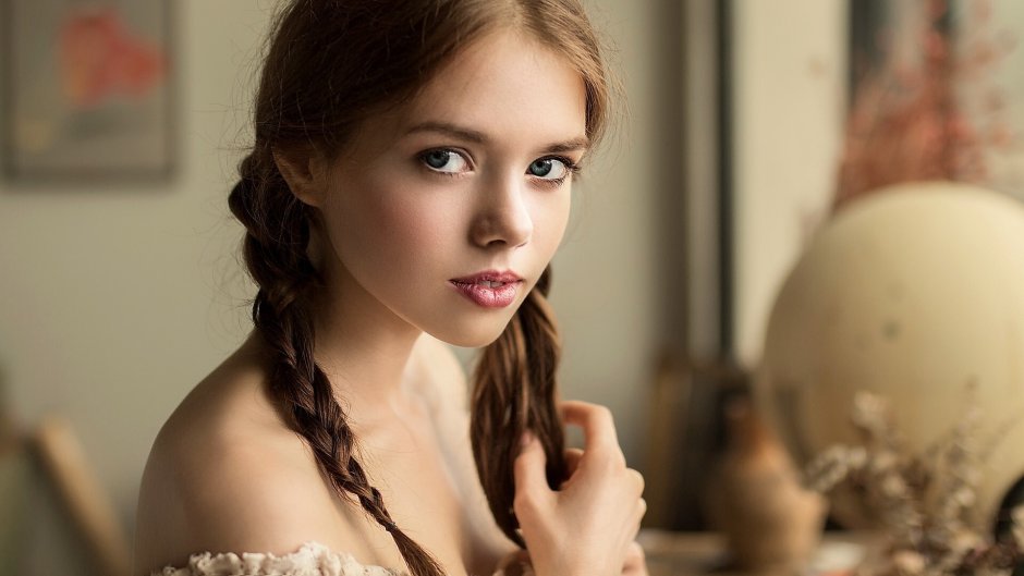 Vyacheslav Shcherbakov, model Kate Kostyanetskaya
