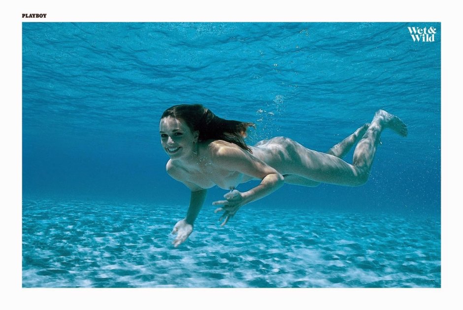 Submarine swimming a woman nude