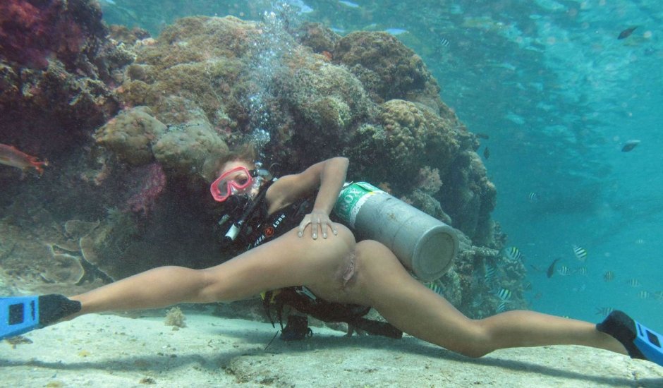 Diving nude