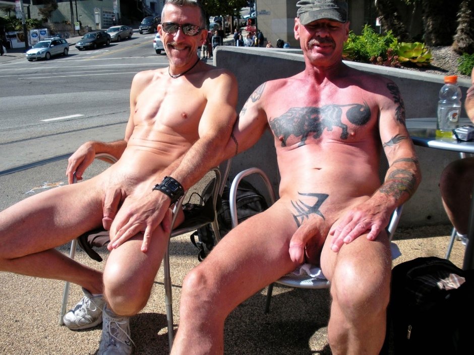Show naked men erection