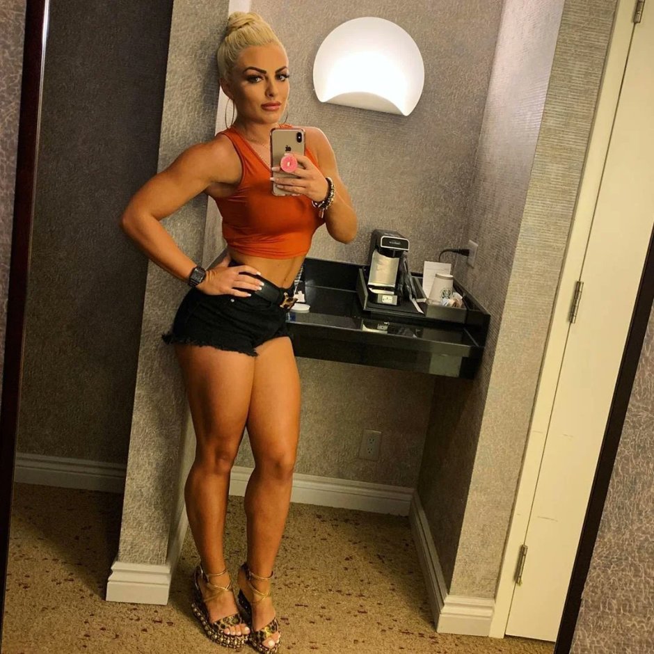Big ass Mandy Muz